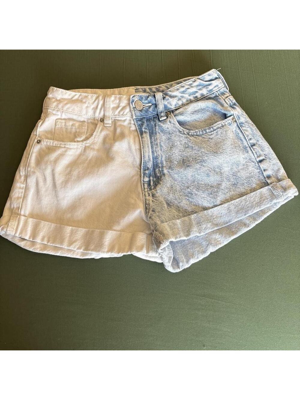 PacSun Women's Blue and White Shorts